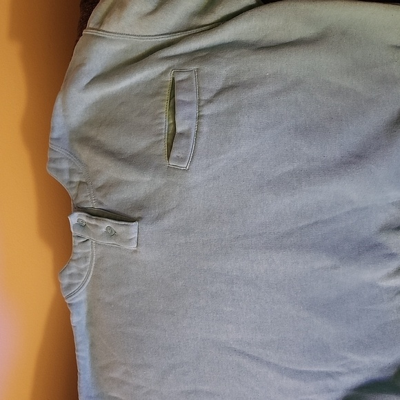 Women's shirt - Picture 3 of 4